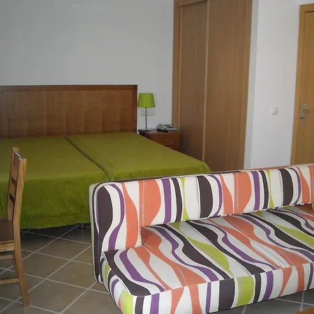 Ξενοδοχείο με διαμερίσματα Smy Santa Eulalia Algarve 3*
