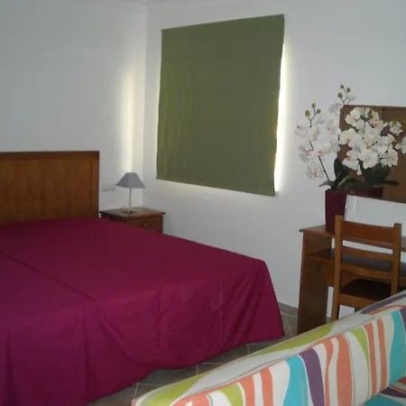 Ξενοδοχείο με διαμερίσματα Smy Santa Eulalia Algarve 3*