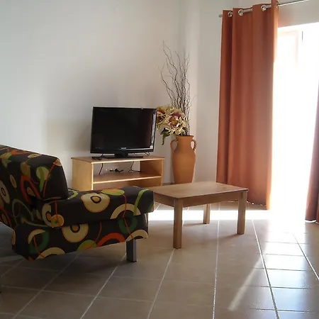 Ξενοδοχείο με διαμερίσματα Smy Santa Eulalia Algarve Αλμπουφέιρα