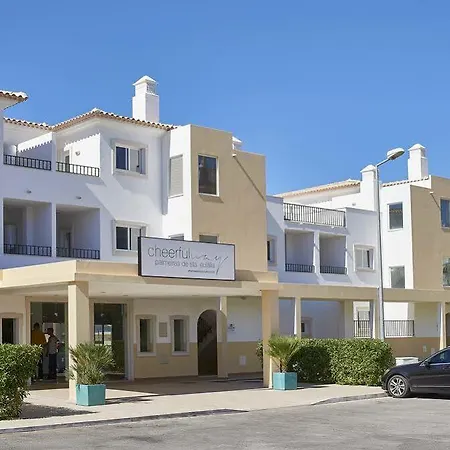 Ξενοδοχείο με διαμερίσματα Smy Santa Eulalia Algarve